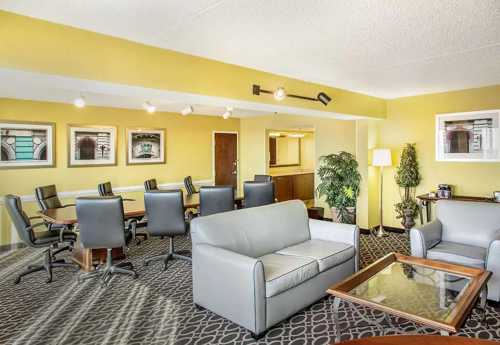 Отель Doubletree By Hilton Richmond - Мидлотиан